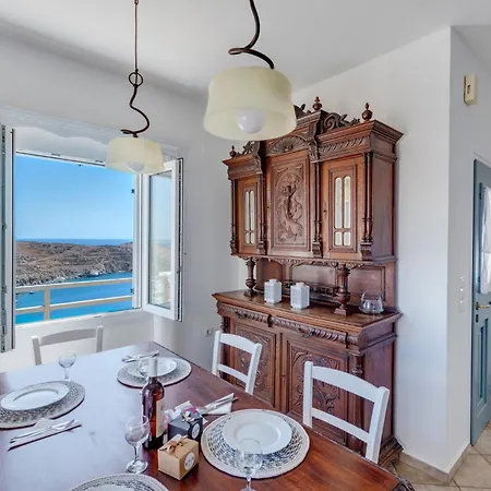 Villa La Vue Vari (Syros)